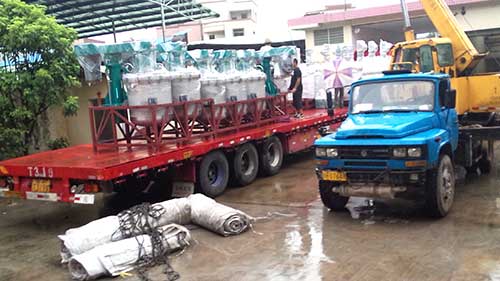 設備(bèi)裝車出貨