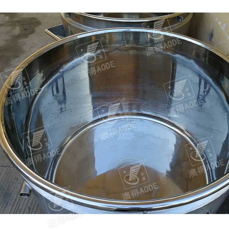 不(bú)鏽鋼拉缸(gang)