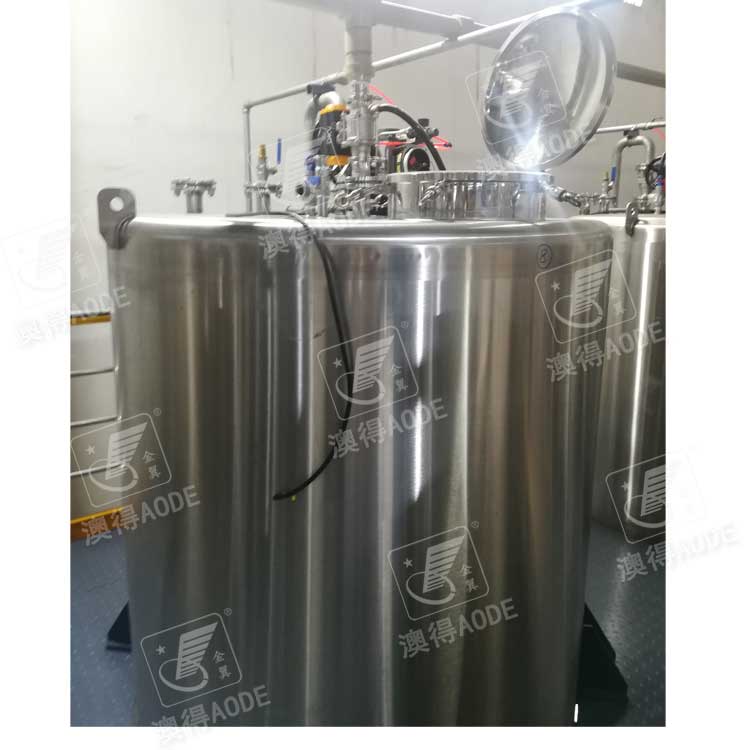 不鏽(xiù)鋼儲罐(guàn)