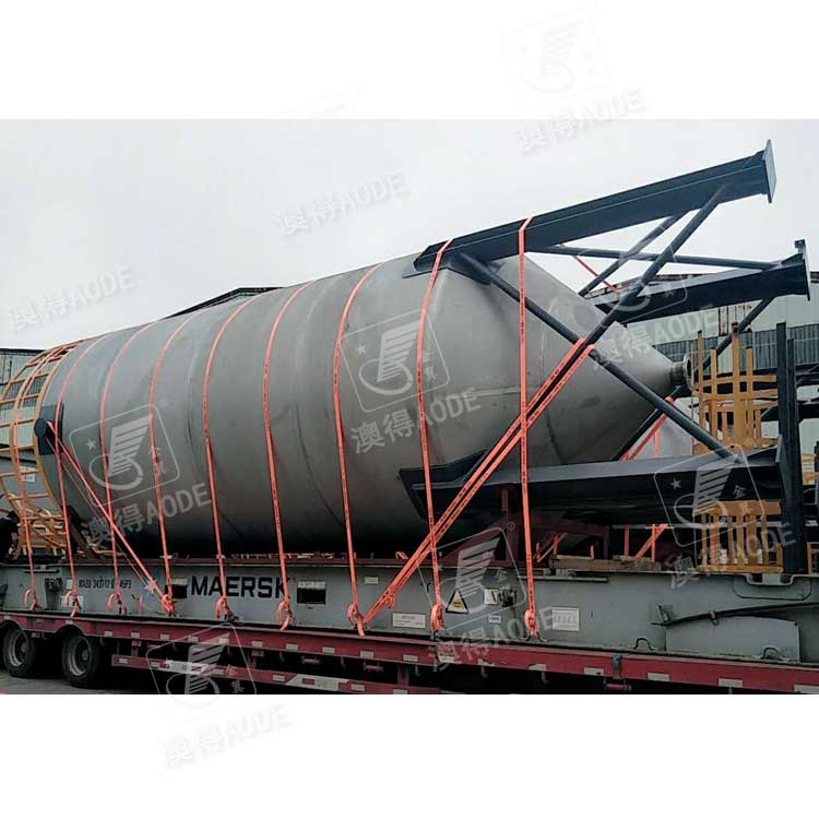 立(li)式大型儲罐(guan)