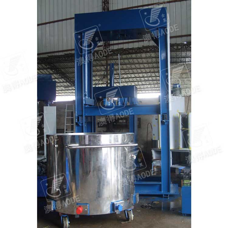 液壓出(chū)料機