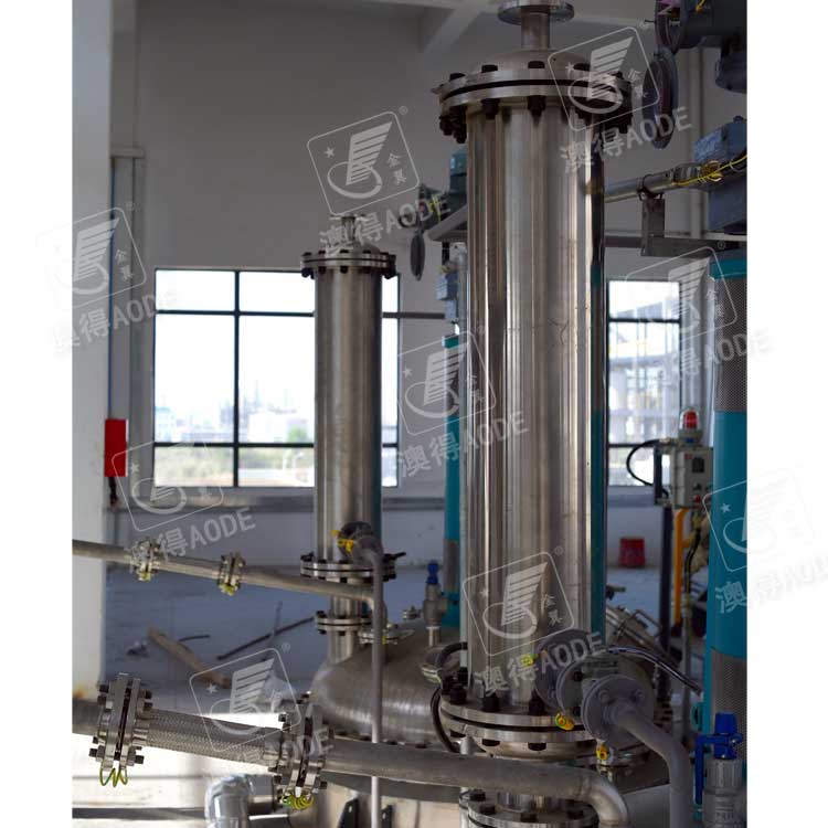 立式(shì)冷凝器(qì)